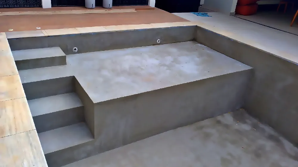 Transformação da piscina de azulejo para Vinil, foto tirada em 20 de Agosto de 2025 - imagem 2