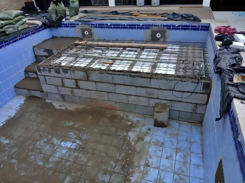 Transformação piscina de azulejo em Vinil foto 02 de 13 de agosto de 2025