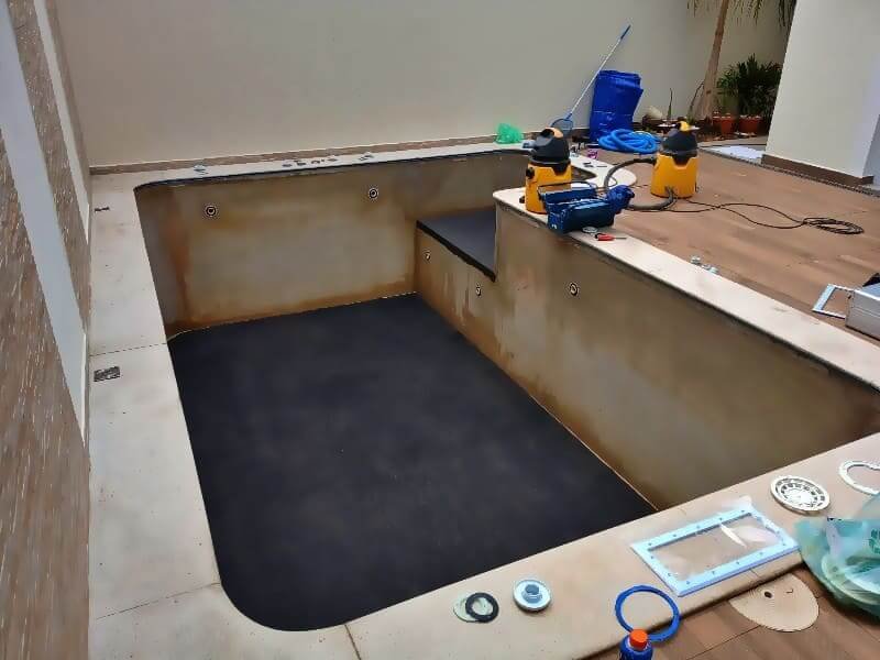 Instalação do Vinil na piscina em Santo Amaro foto 05