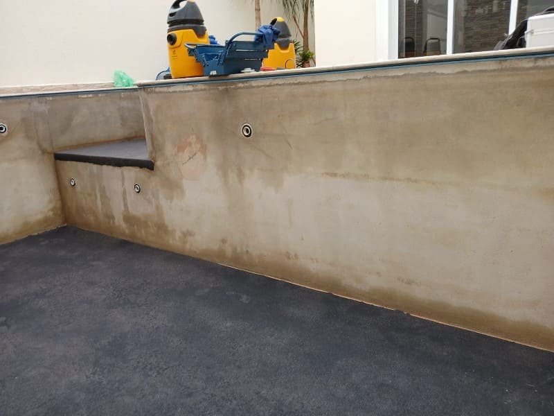 Instalação do Vinil na piscina em Santo Amaro foto 08