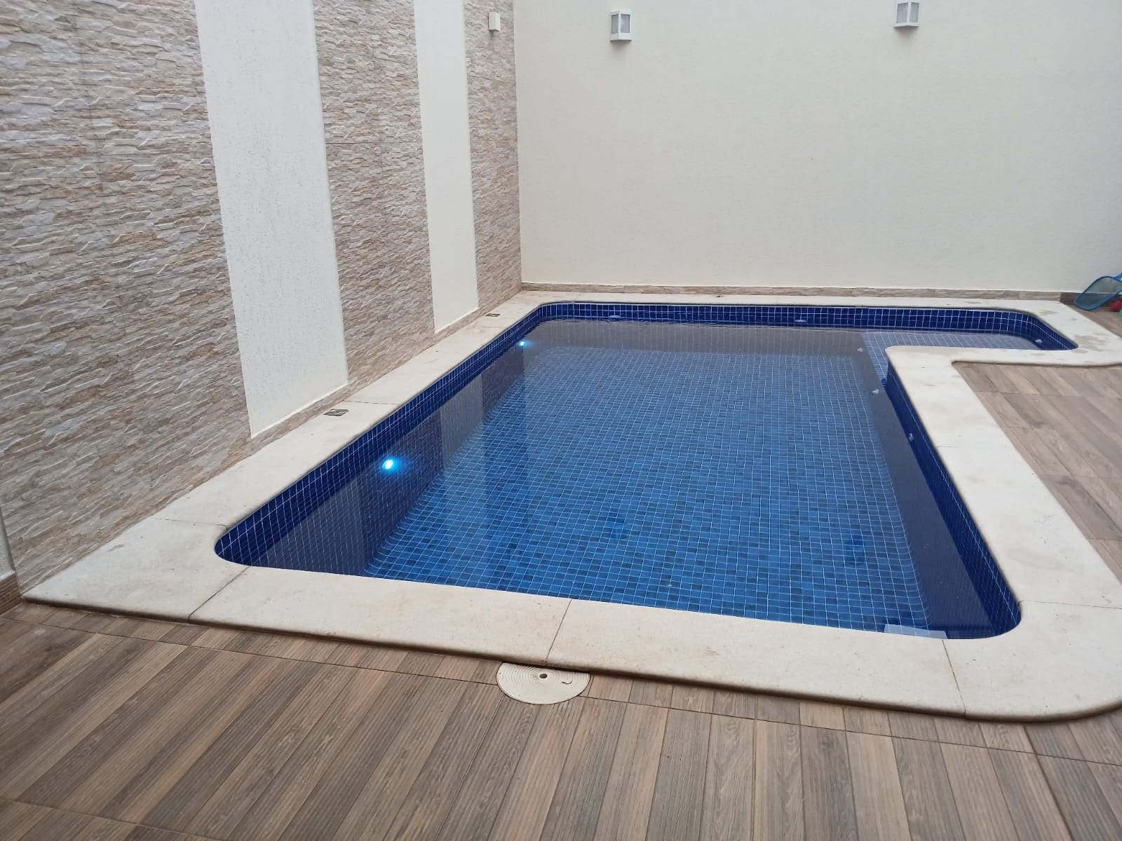 Instalação do Vinil na piscina em Santo Amaro foto 18