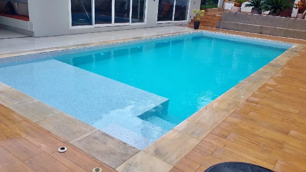 Transformação piscina de azulejo em Vinil foto 13 de 07 de Setembro de 2025