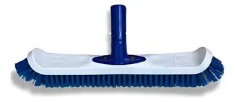 Escova Curva Pooltec 44cm para limpeza de piscina