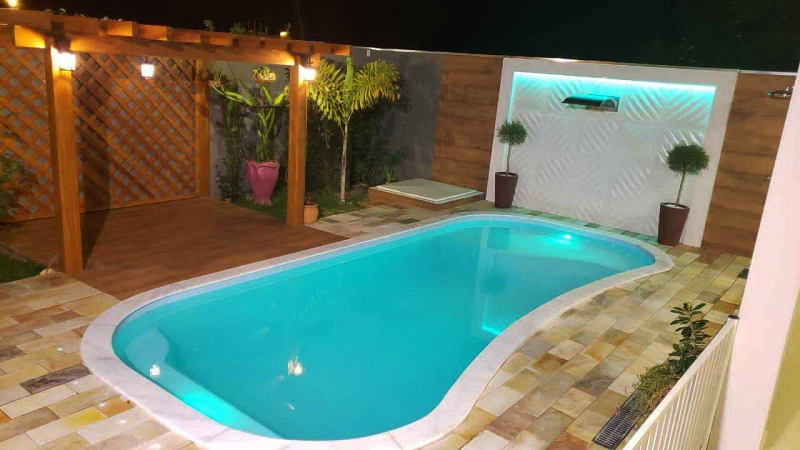 Piscina de Fibra modelo Master